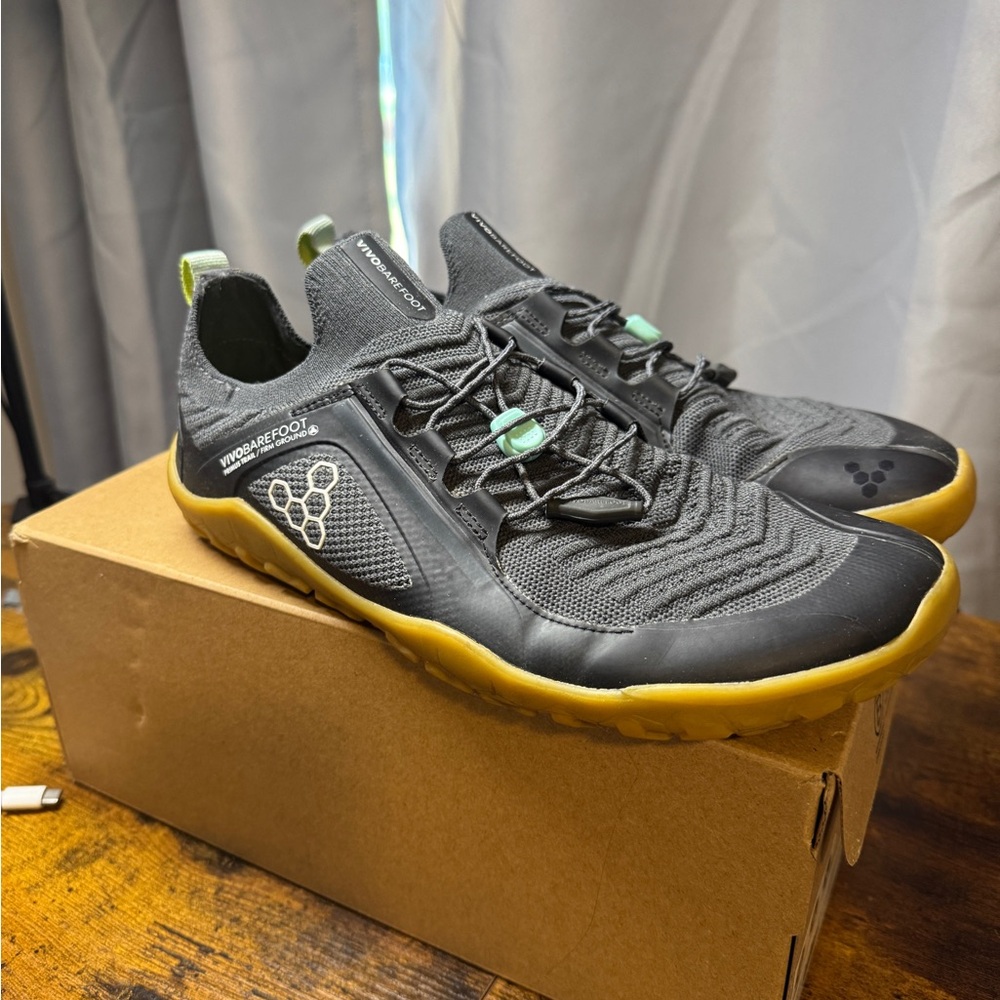 Primus trail barefoot sneaker